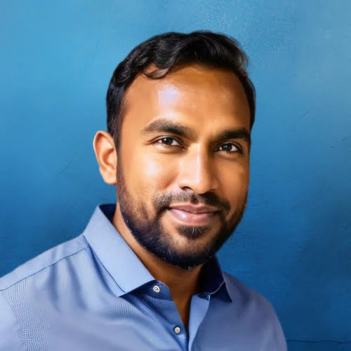 #weareup : Notre équipe 9 Thuwan Sujan Profile